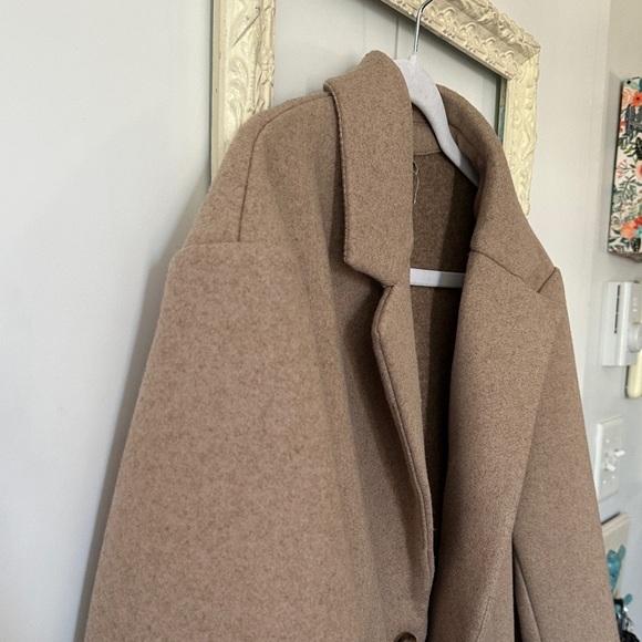 H&M | Men's Slim Fit Tan Wool-Blend Coat - Picture 7 of 13
